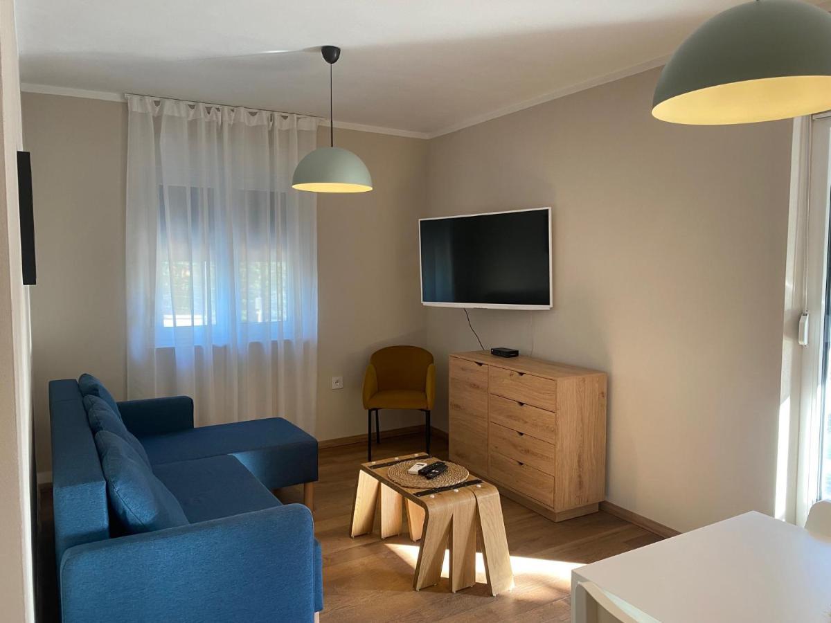 M Plus Residence Pinezici  Luaran gambar